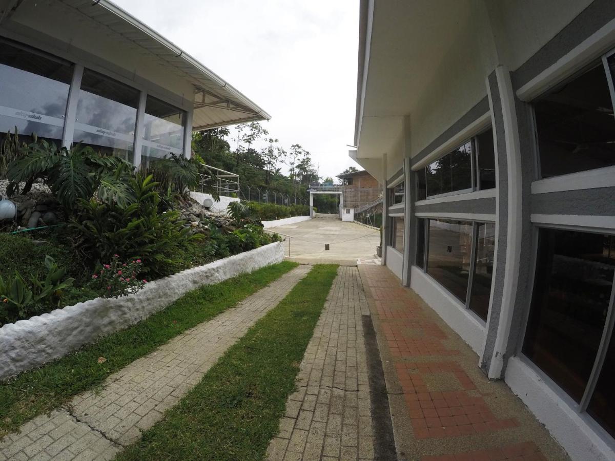 Sky Club Eco Hotel Belen de Umbria Bagian luar foto